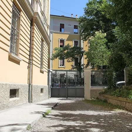Casa Capri Bolonia